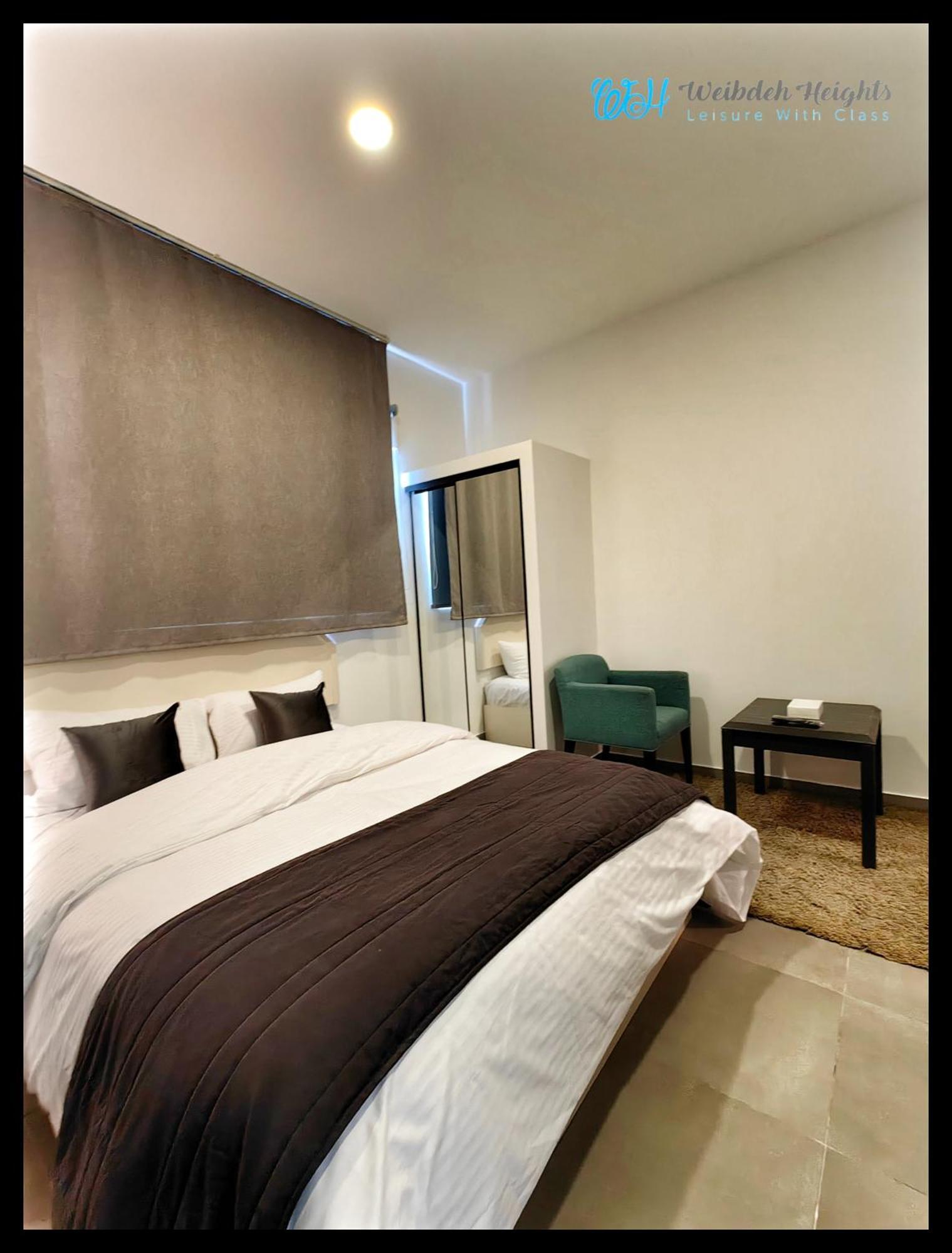 Weibdeh Heights Hotel Suites 암만 외부 사진